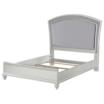 Maverick EK Bed 21797EK