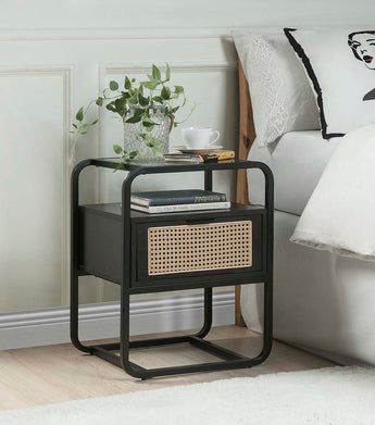 Colson Accent Table AC01079