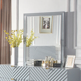 Gaines Mirror BD01042