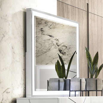 Esther Mirror w/LED BD05884
