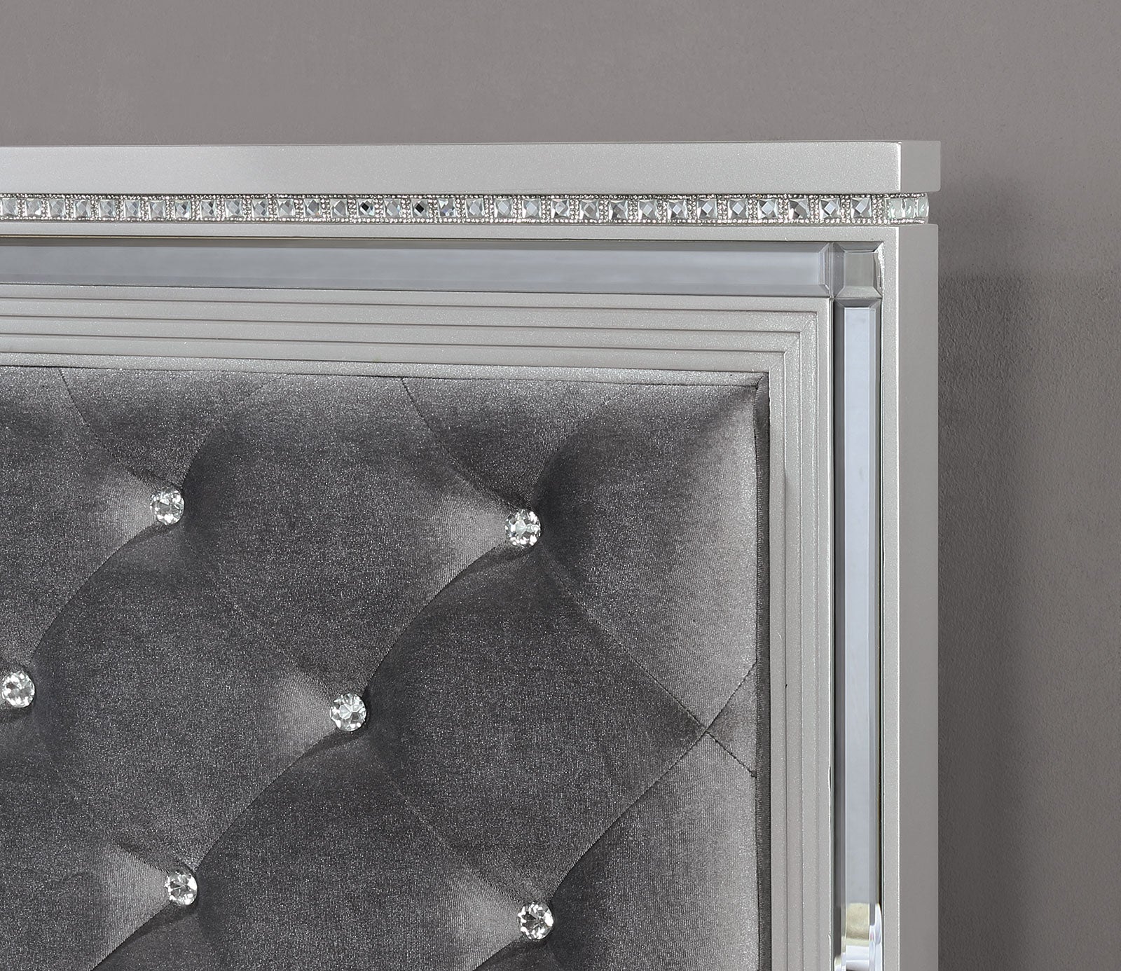 BELLETERRE - Cal.King Bed - CM7518CK-BED