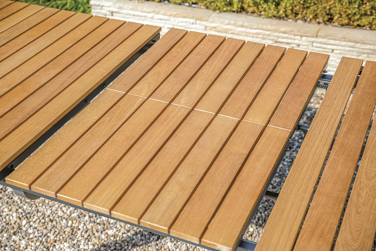 MACKAY - Patio Dining Table, Gun Metal/Natural Teak - GM-2001