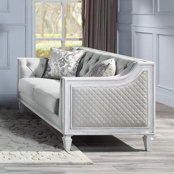 Katia Loveseat W/2 Pillows LV01050