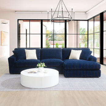 Breton Sectional Sofa w/4 Pillows LV04400
