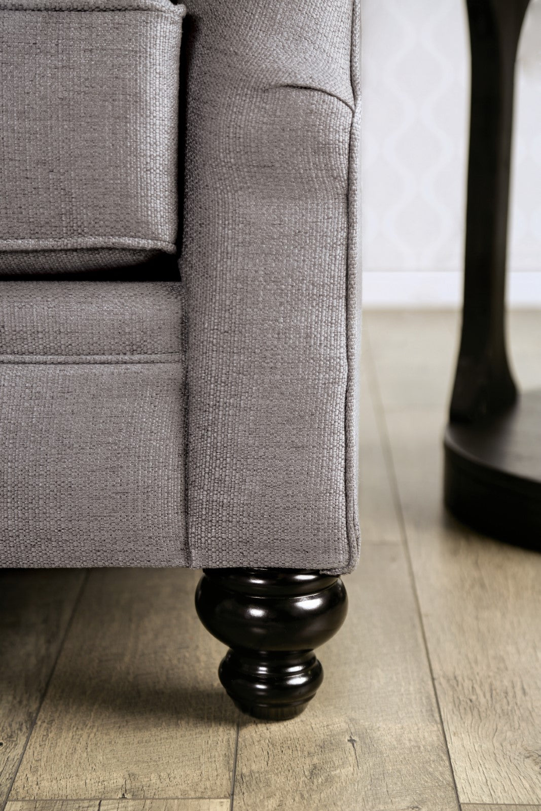NEFYN - Sofa + Loveseat - SM2670-2PC