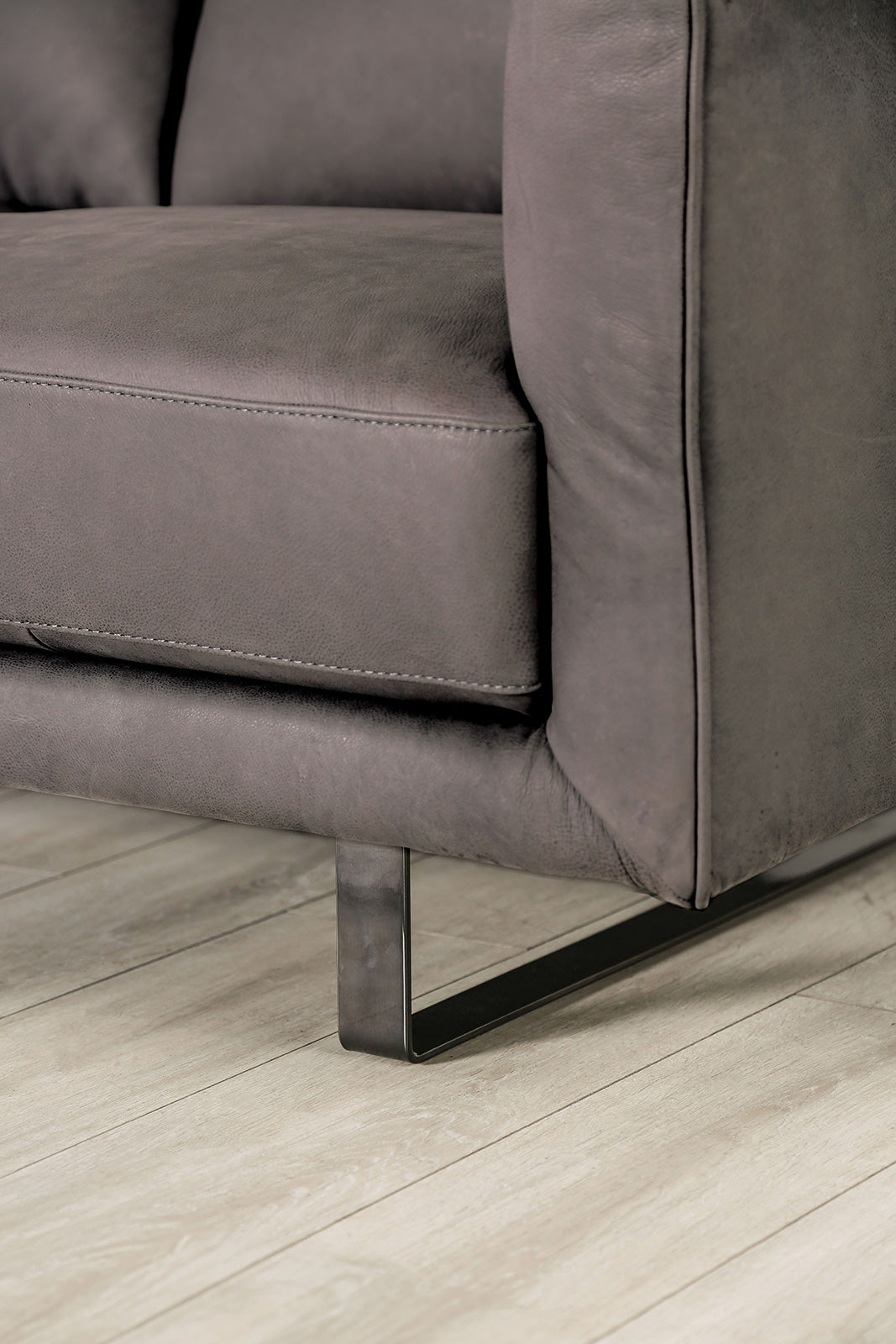 MEZZANOTTE - Chair, Gray - FM90000GY-CH-PK
