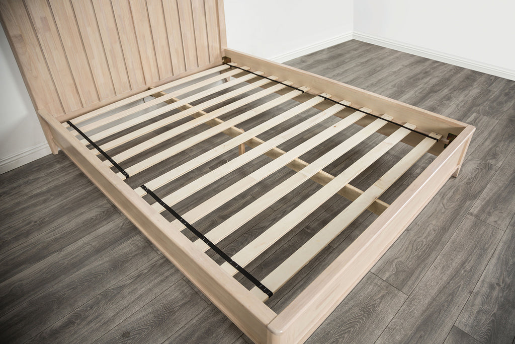 GERVAIS - Queen Bed, White Wash - FM7105WH-Q-BED