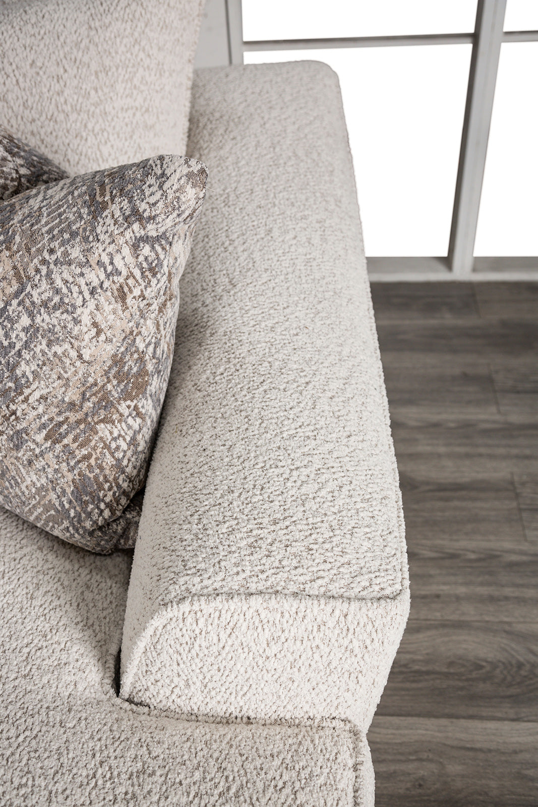 MOORPARK - Sectional, Off-White - SM6092-SECT