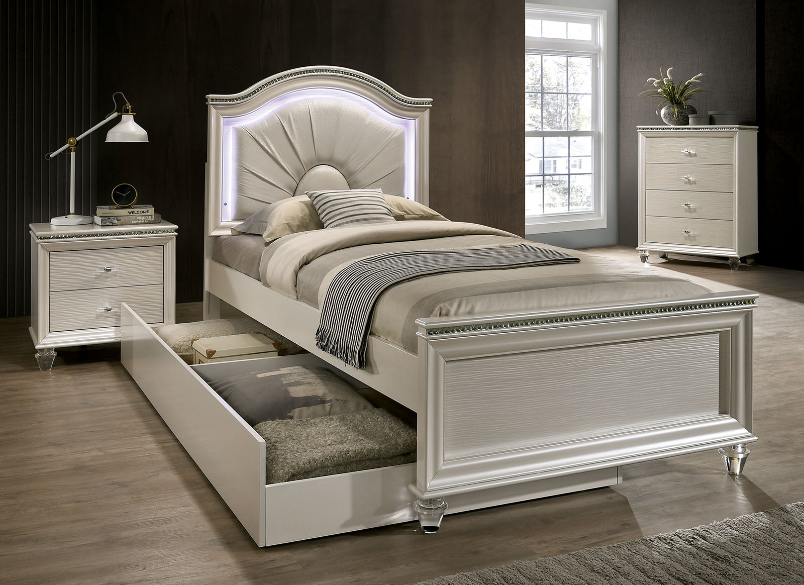 ALLIE - 4 Pc. Twin Bedroom Set w/ Trundle - CM7901T-4PC-TR