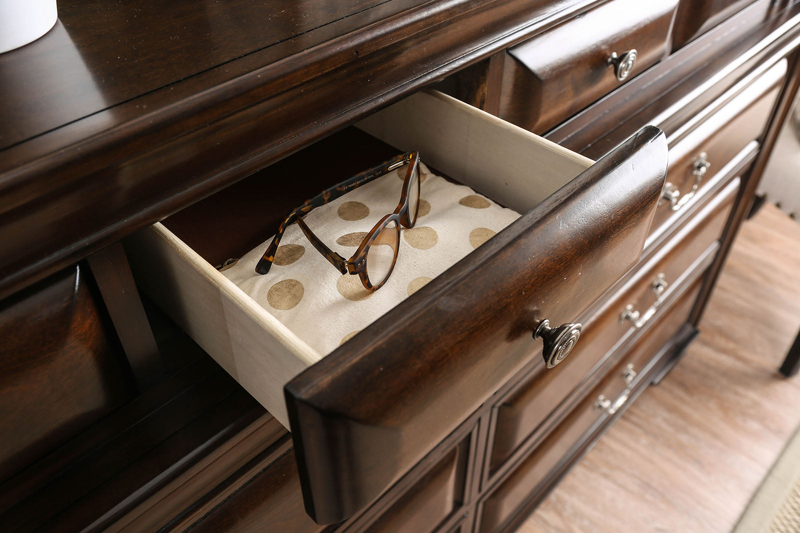 BRANDT - Dresser - CM7302CH-D