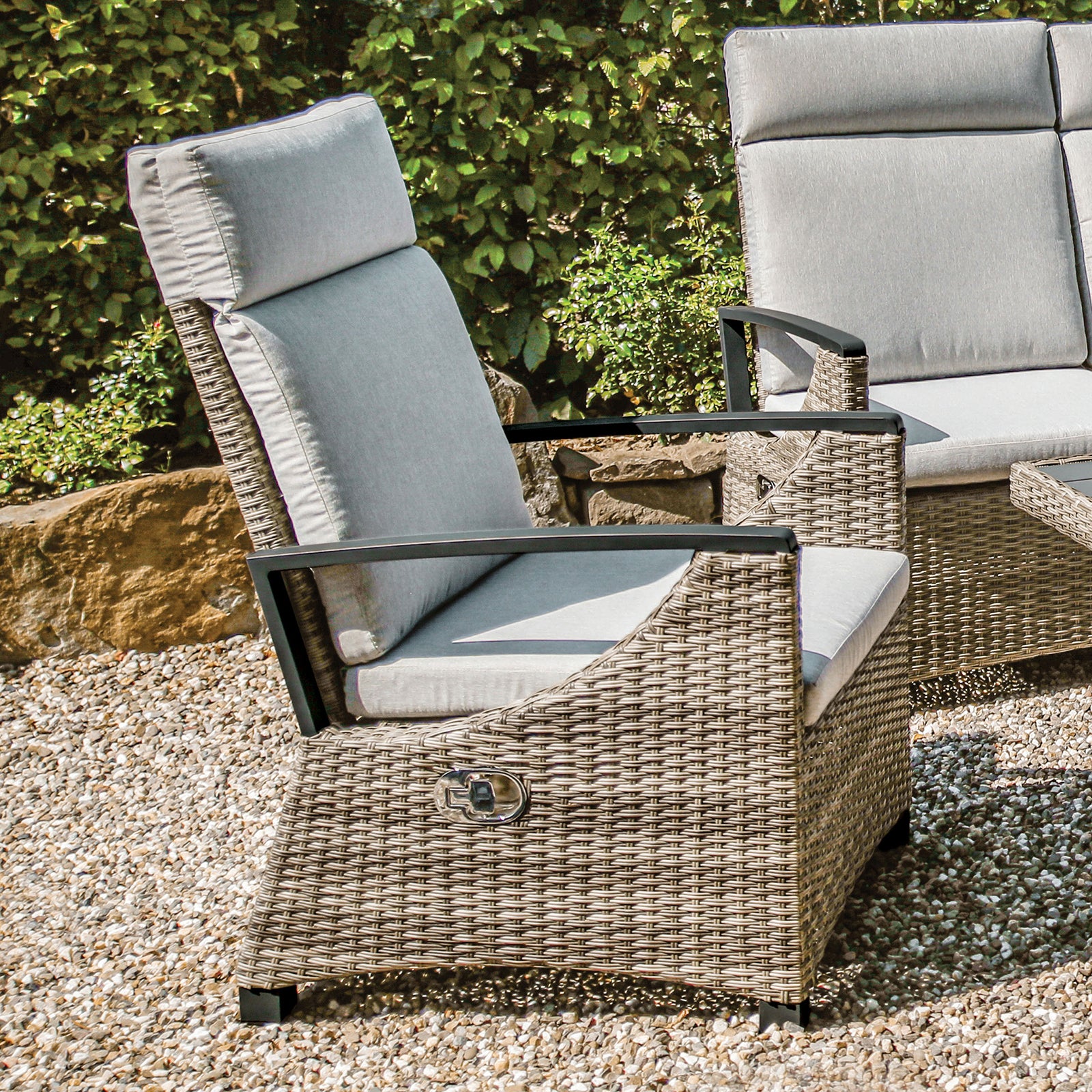 ANTIGUA - Arm Chair, Gun Metal/Brown/Gray - GM-1005