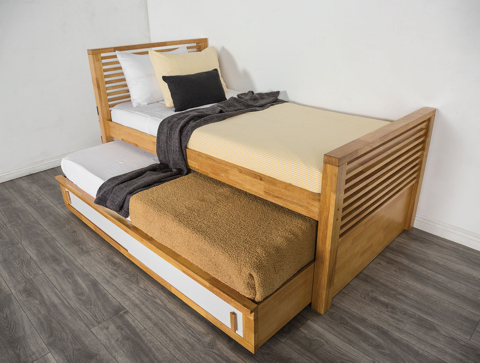 RICHLAND - Bed - FM7103