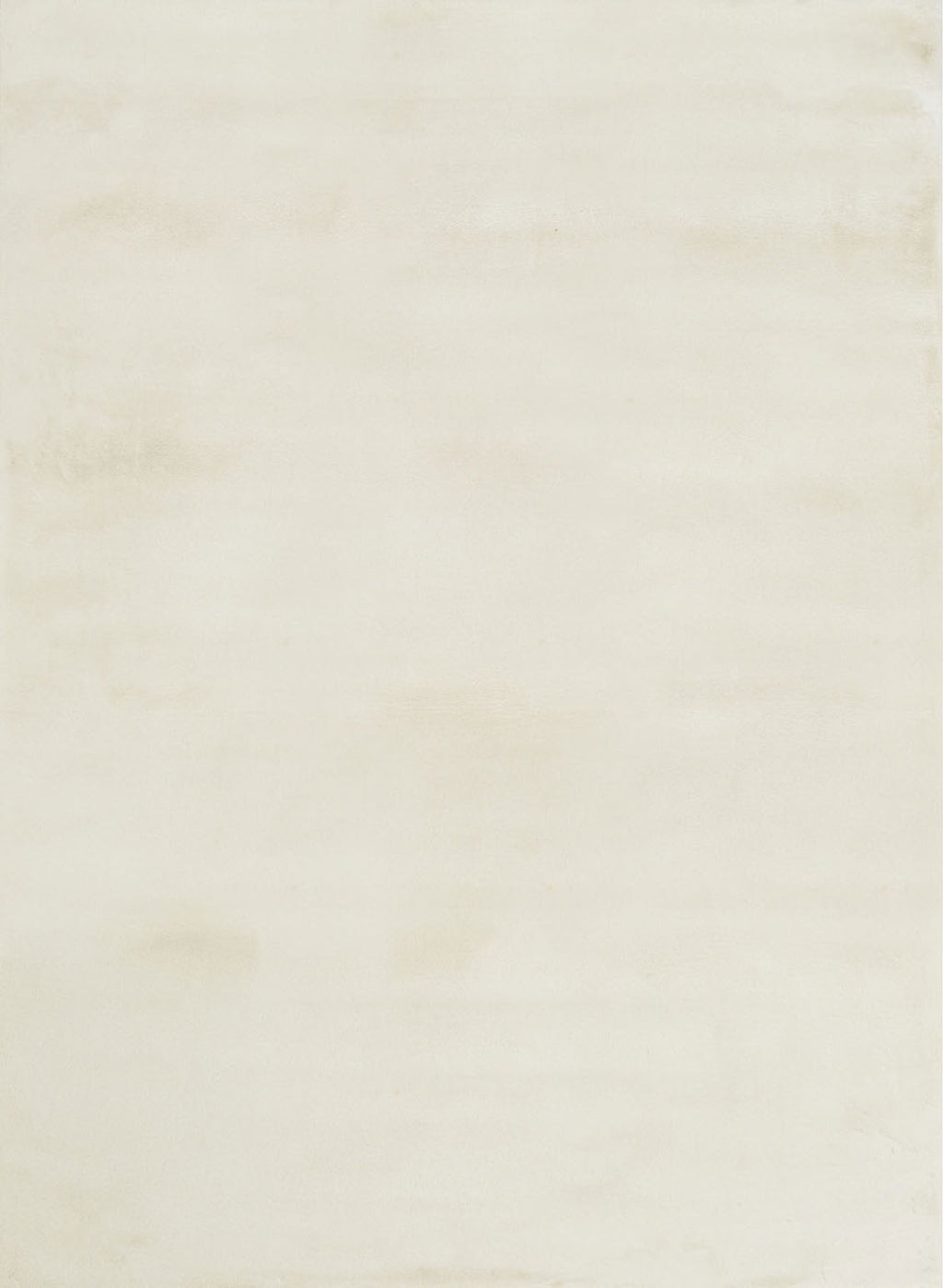 FAMALICA - 5' X 7' Area Rug - RG5137