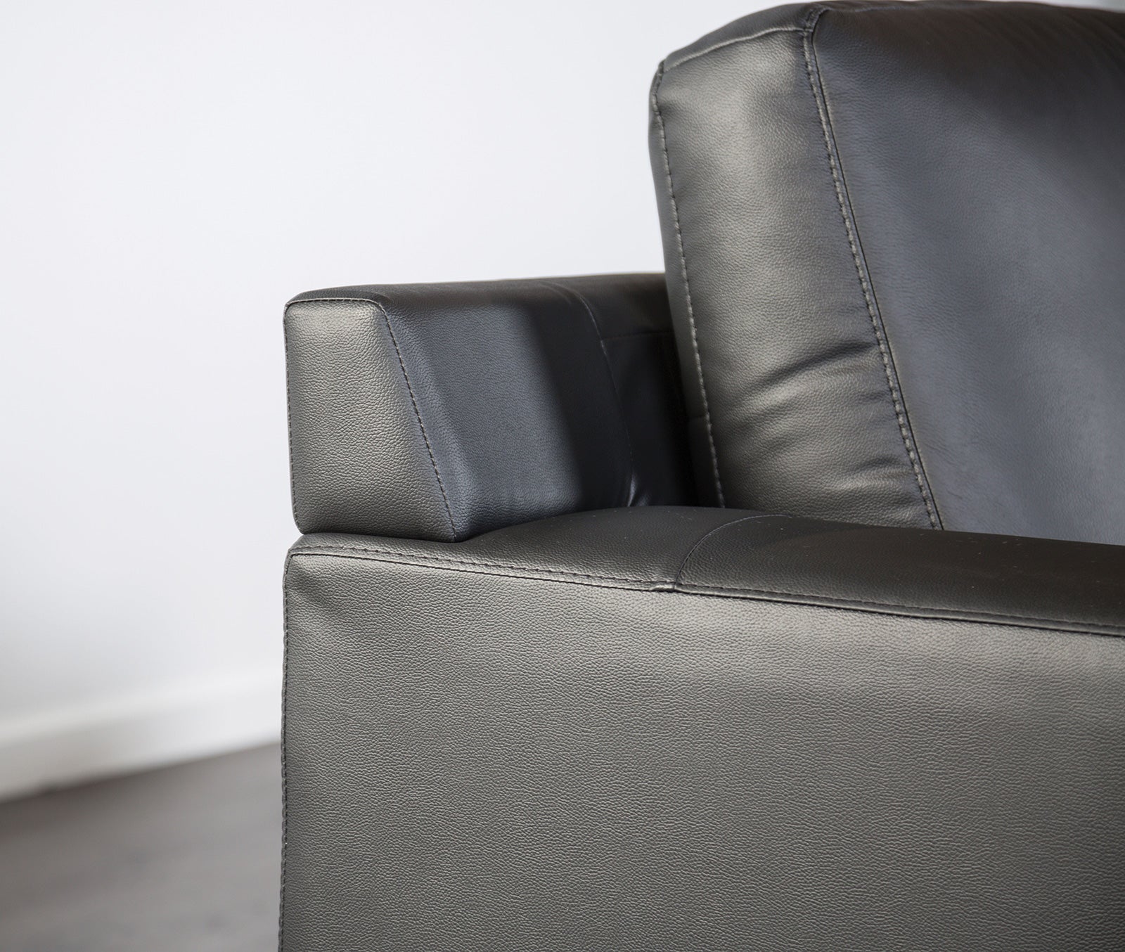 STORDAL - Sectional - FM69004BK-SECT-R