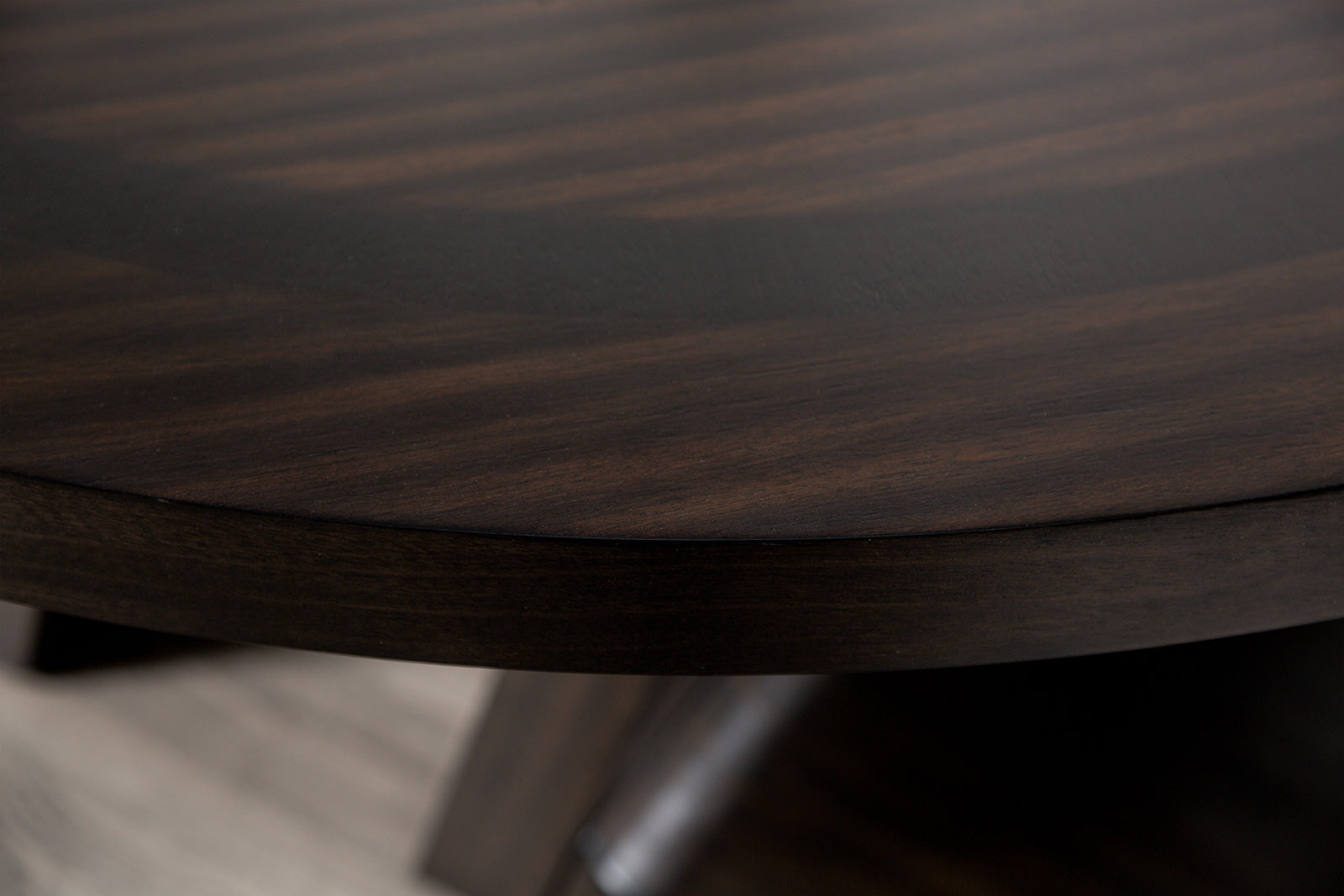 HOLSWORTHY - Round Dining Table - FM3600ES-RT