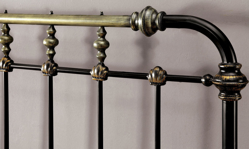 RIANA - Metal Queen Bed - CM7733Q