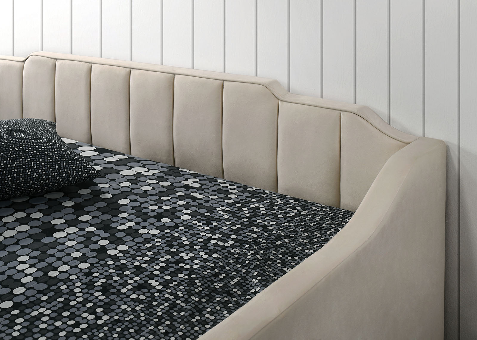 KOSMO - Twin Daybed - CM1931BG-BED
