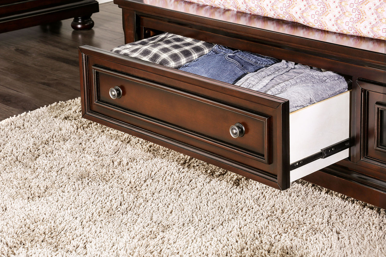 NORTHVILLE - Queen Bed - CM7683Q-BED