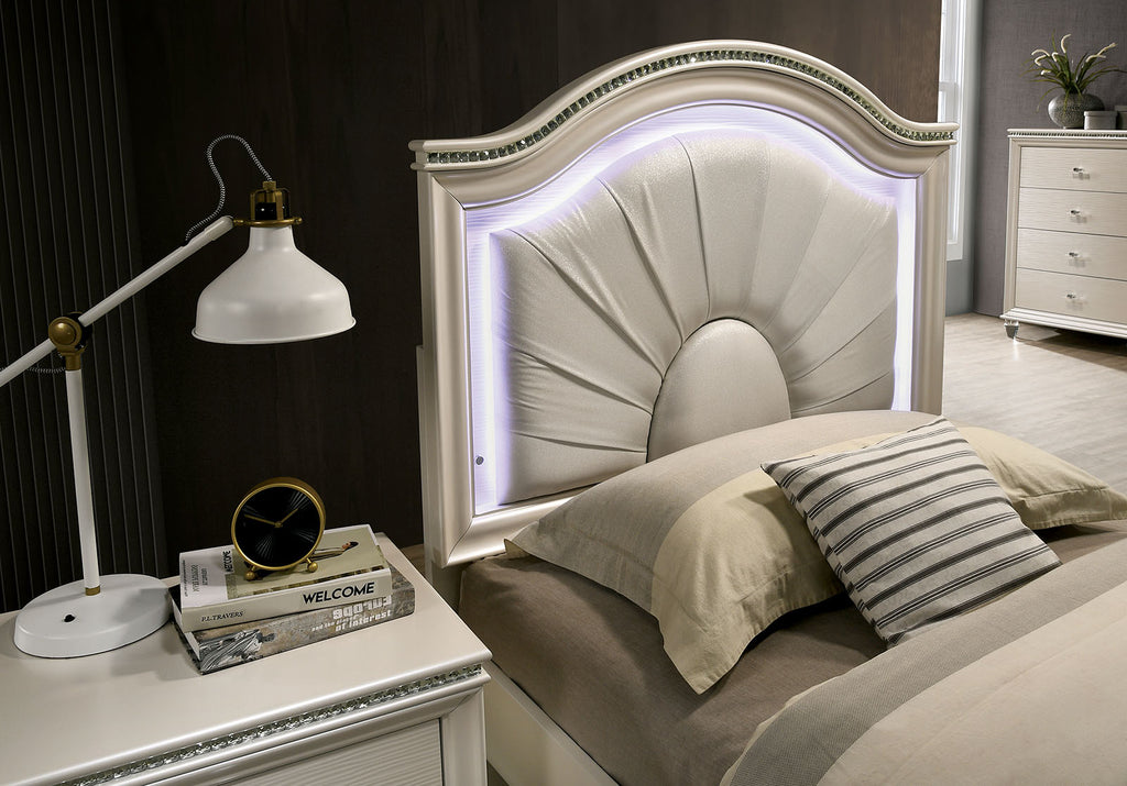 ALLIE - 4 Pc. Full Bedroom Set - CM7901F-4PC
