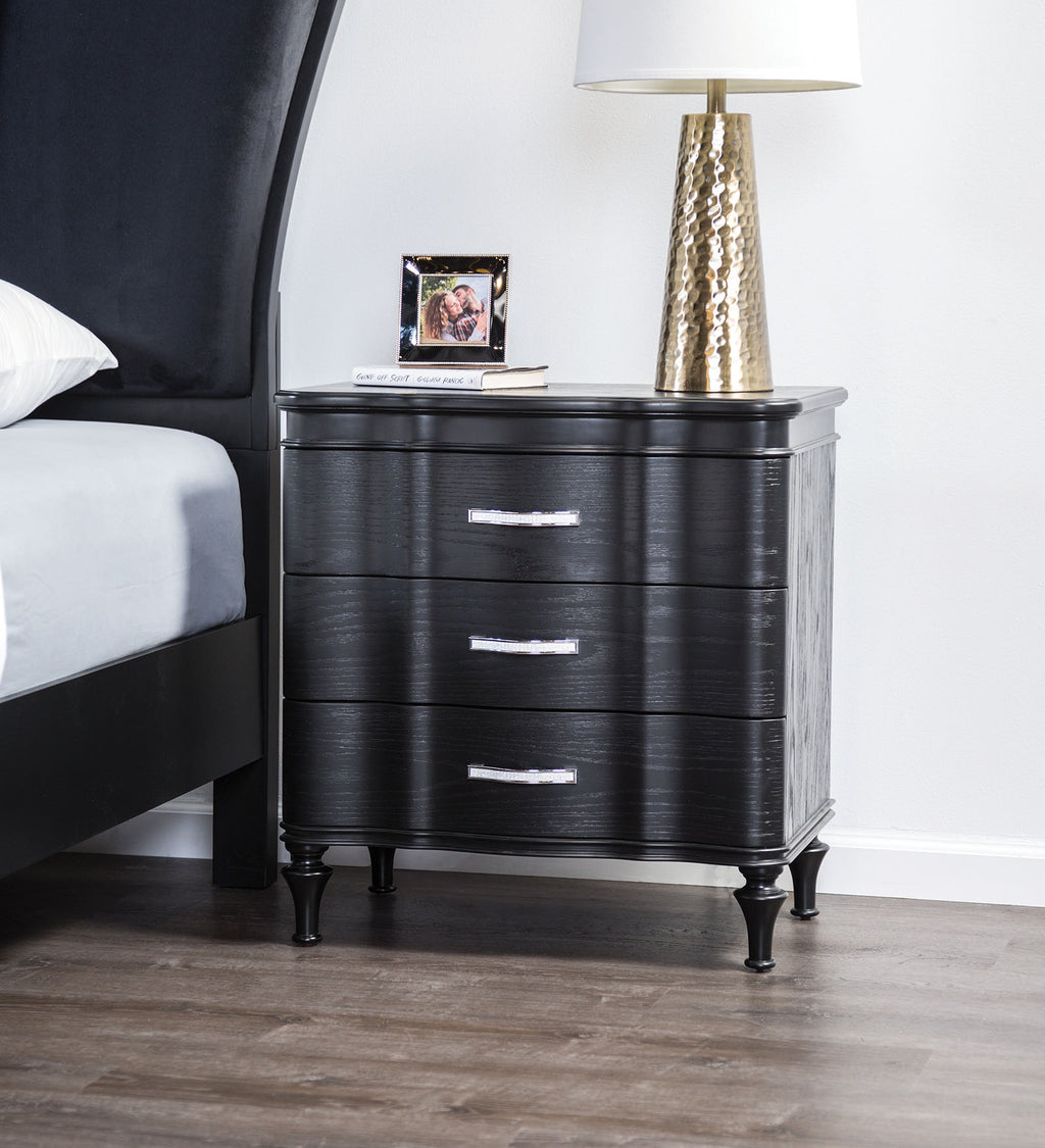 ELEANORA - 4 Pc. Queen Bedroom Set - FM7416BK-Q-4PC