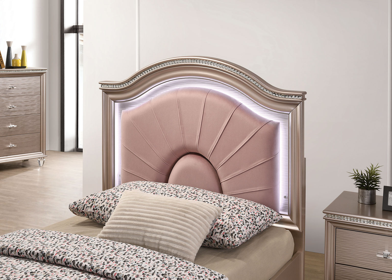 ALLIE - 4 Pc. Twin Bedroom Set - CM7901RG-T-4PC