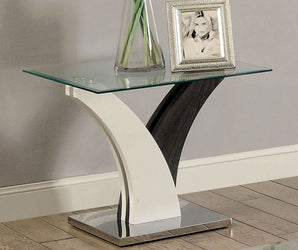 SLOANE - End Table - CM4244E-TABLE