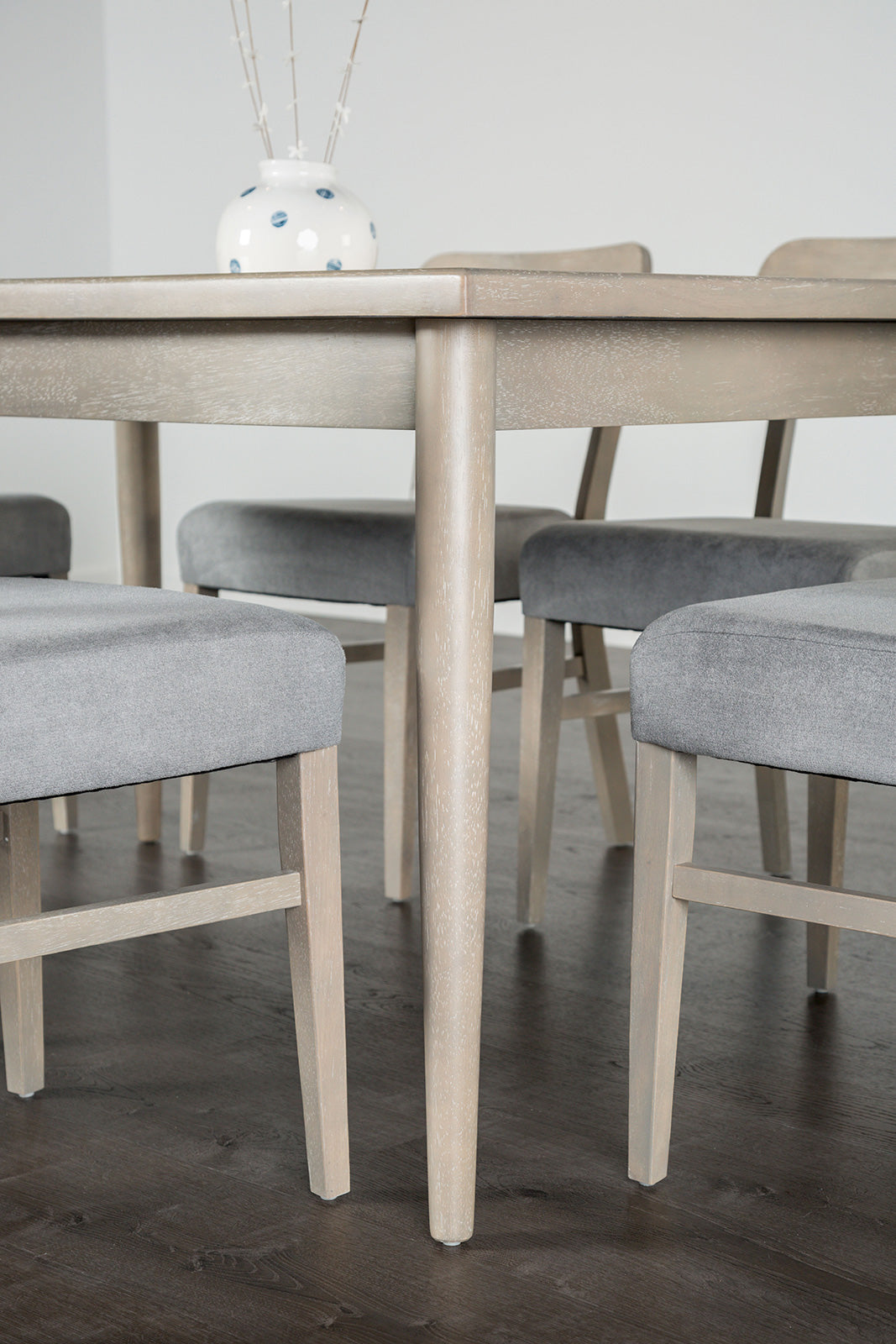 KEYNES - Dining Table - FM3201GY-T