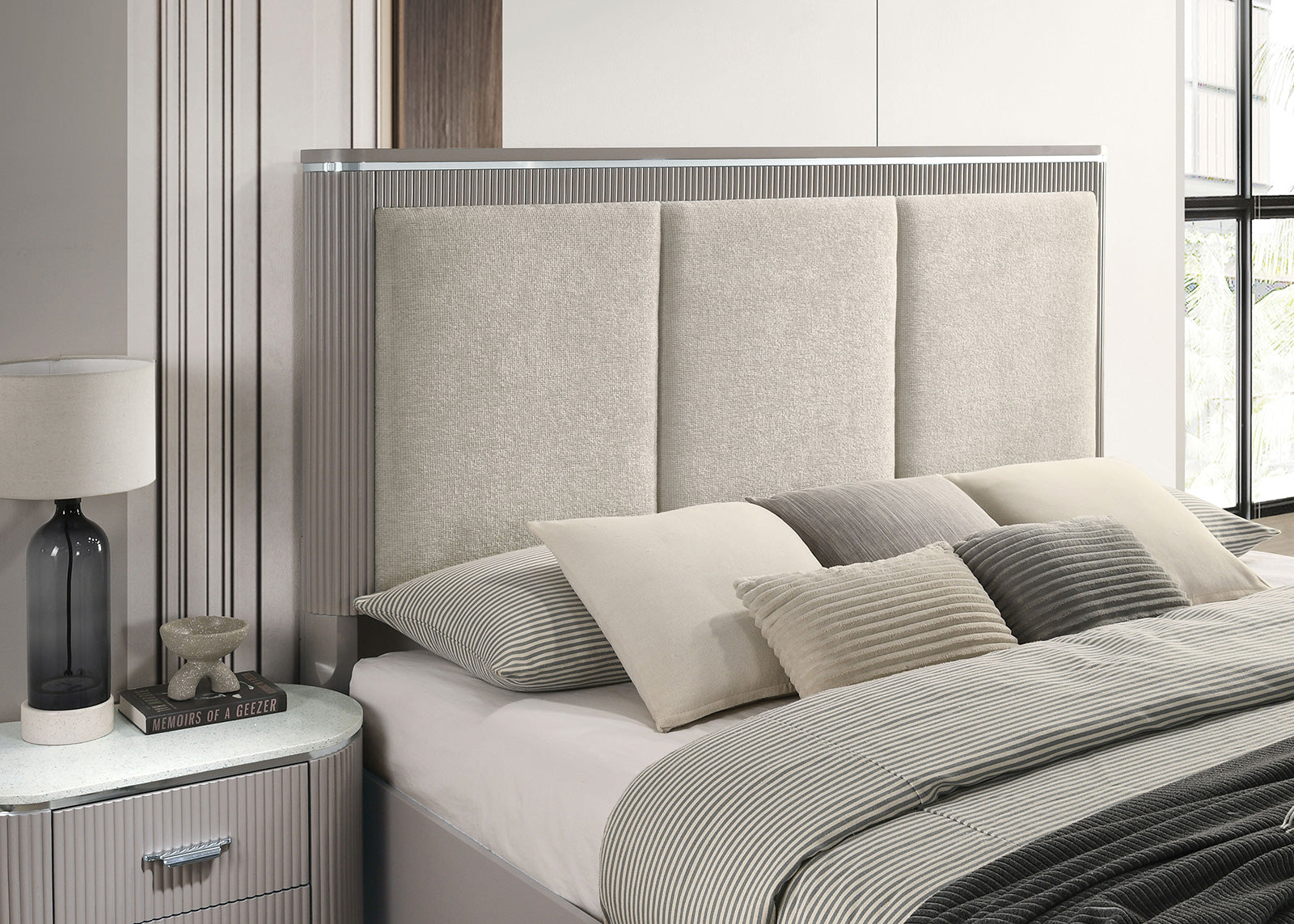 ALDRIDGE - 4 Pc. Queen Bedroom Set - FM7243GY-Q-4PC