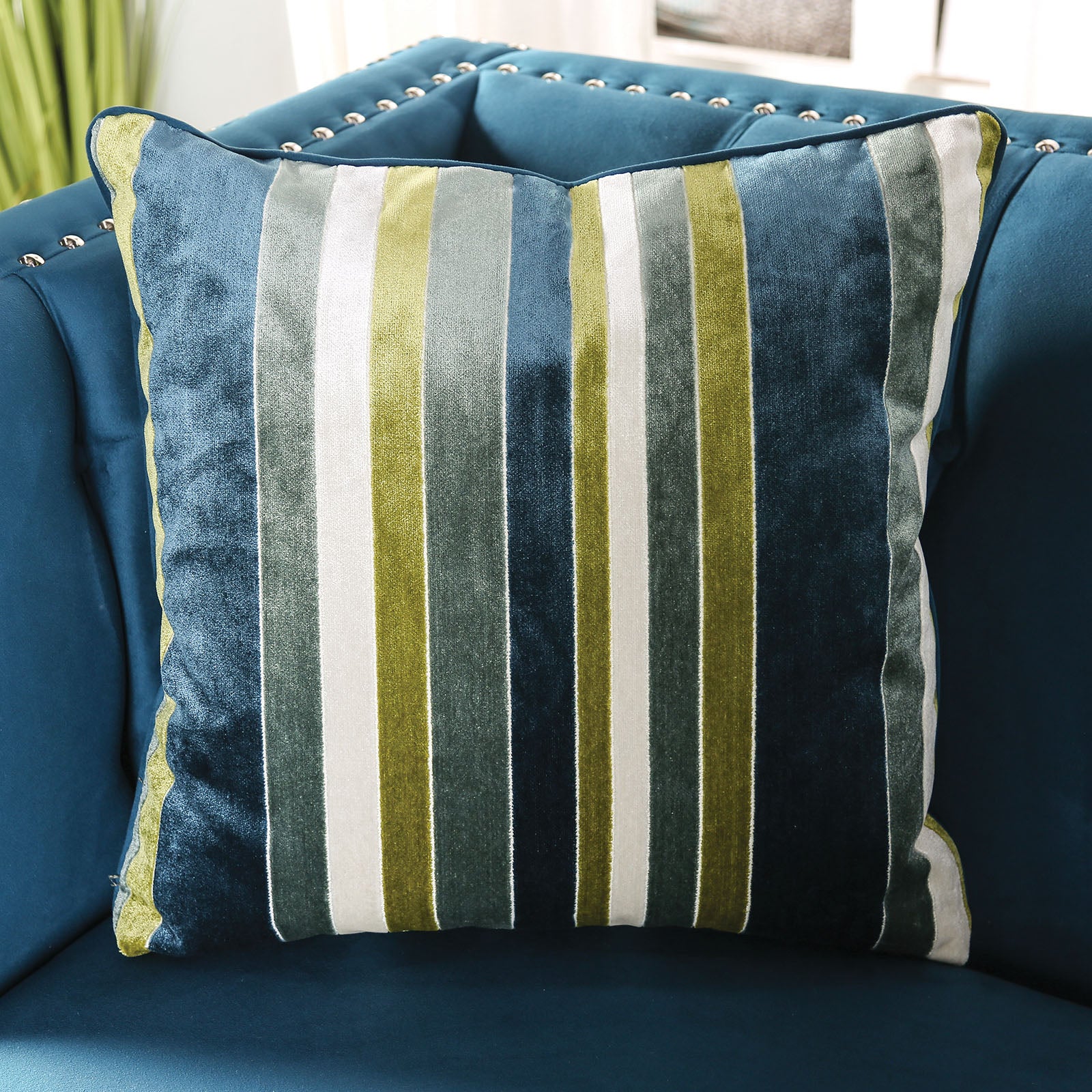 AZULETTI - Loveseat - SM2219-LV