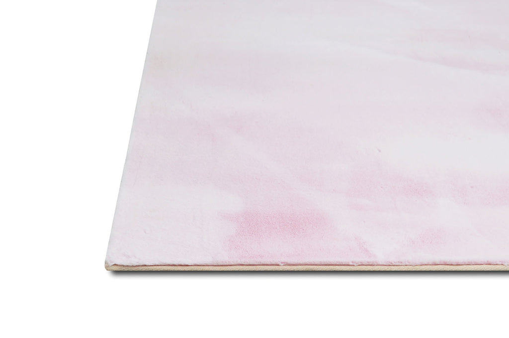 FAMALICA - 5' X 7' Area Rug - RG5138