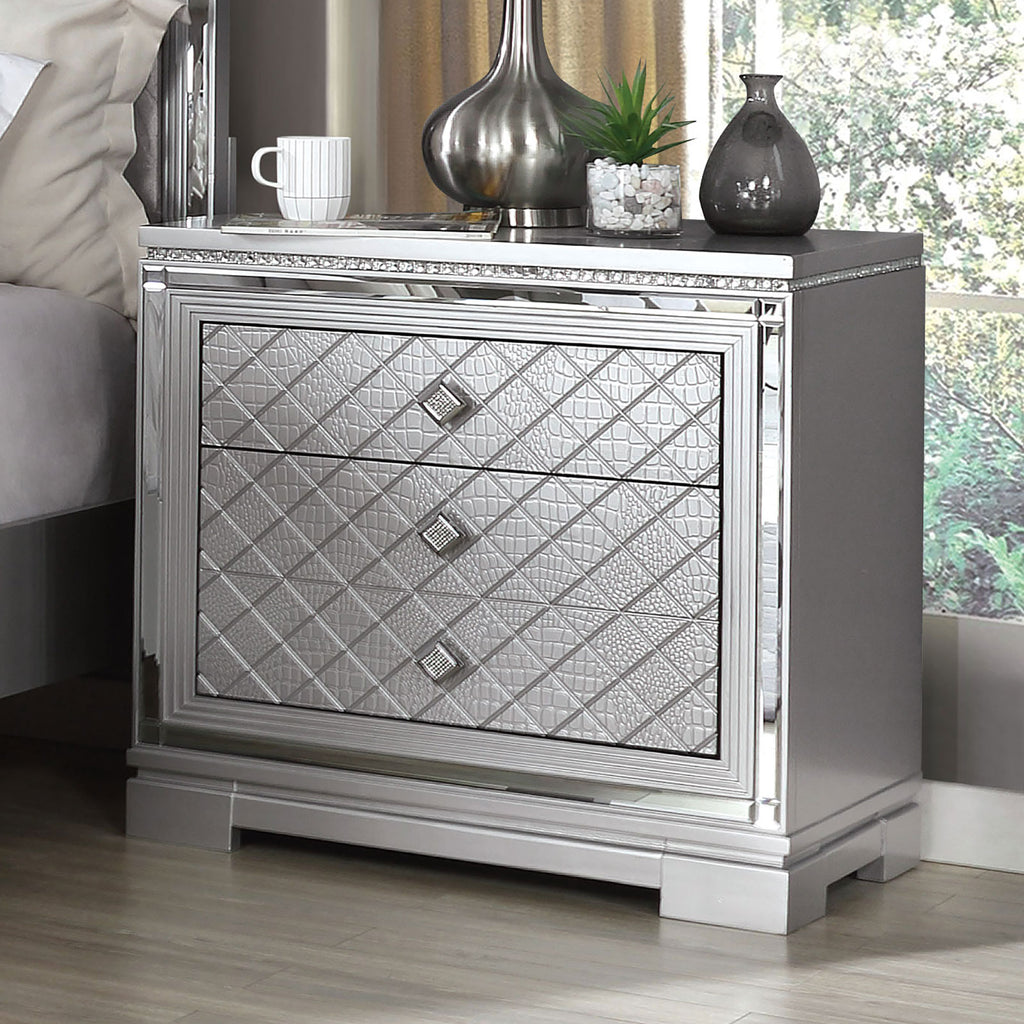 BELLETERRE - Nightstand w/ USB - CM7518N
