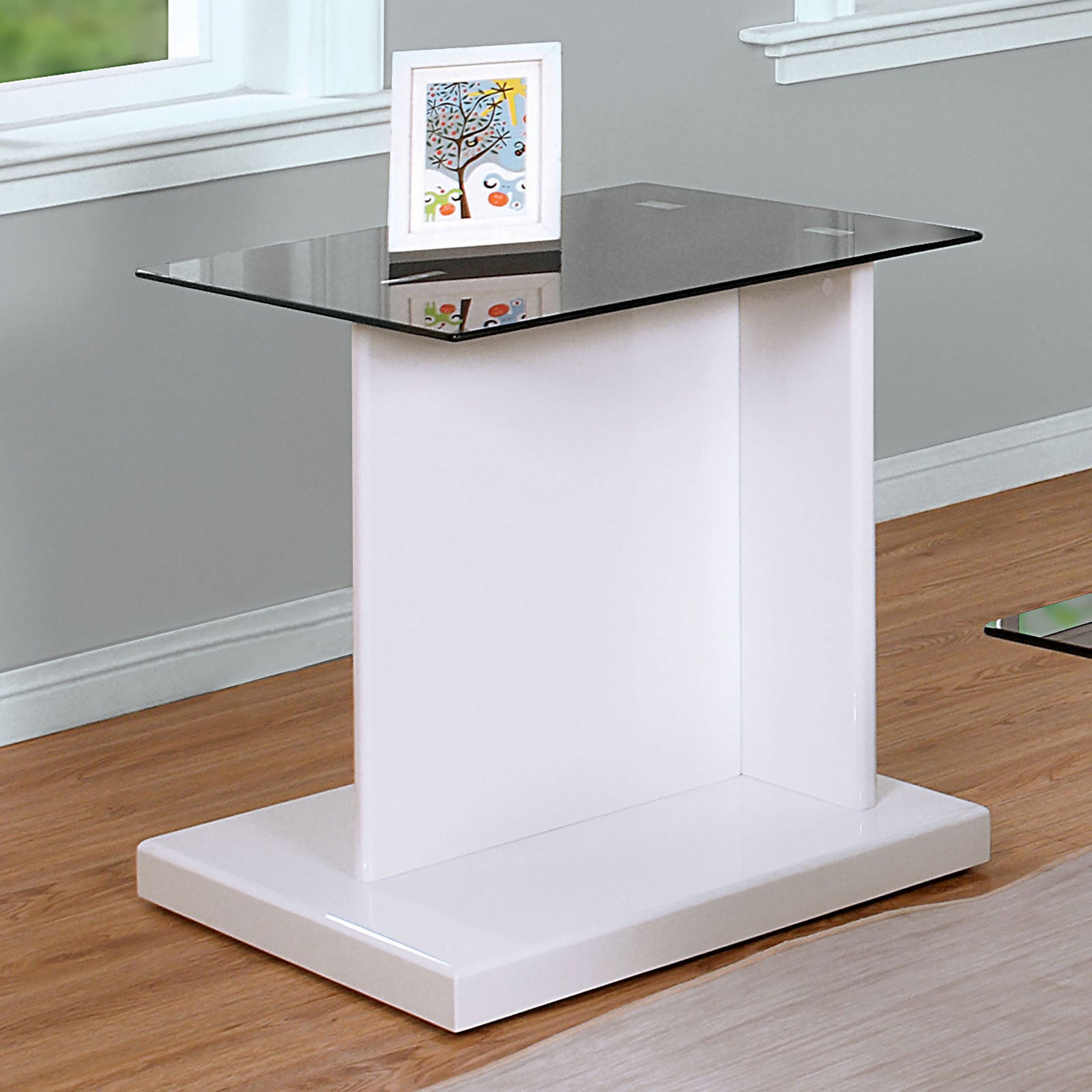 MANNEDORF - End Table - CM4567WH-E