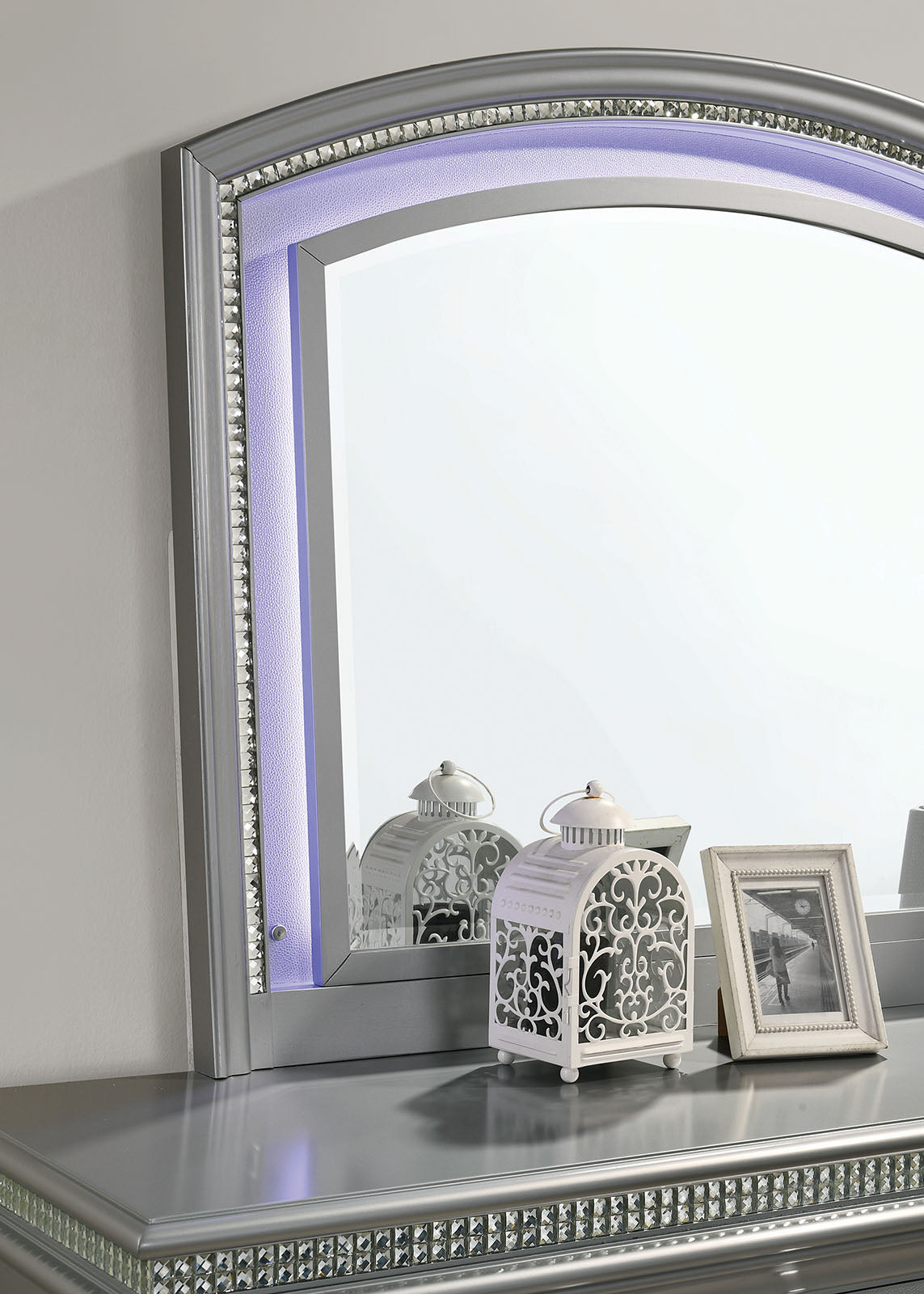 MADDIE - Mirror - CM7899SV-M