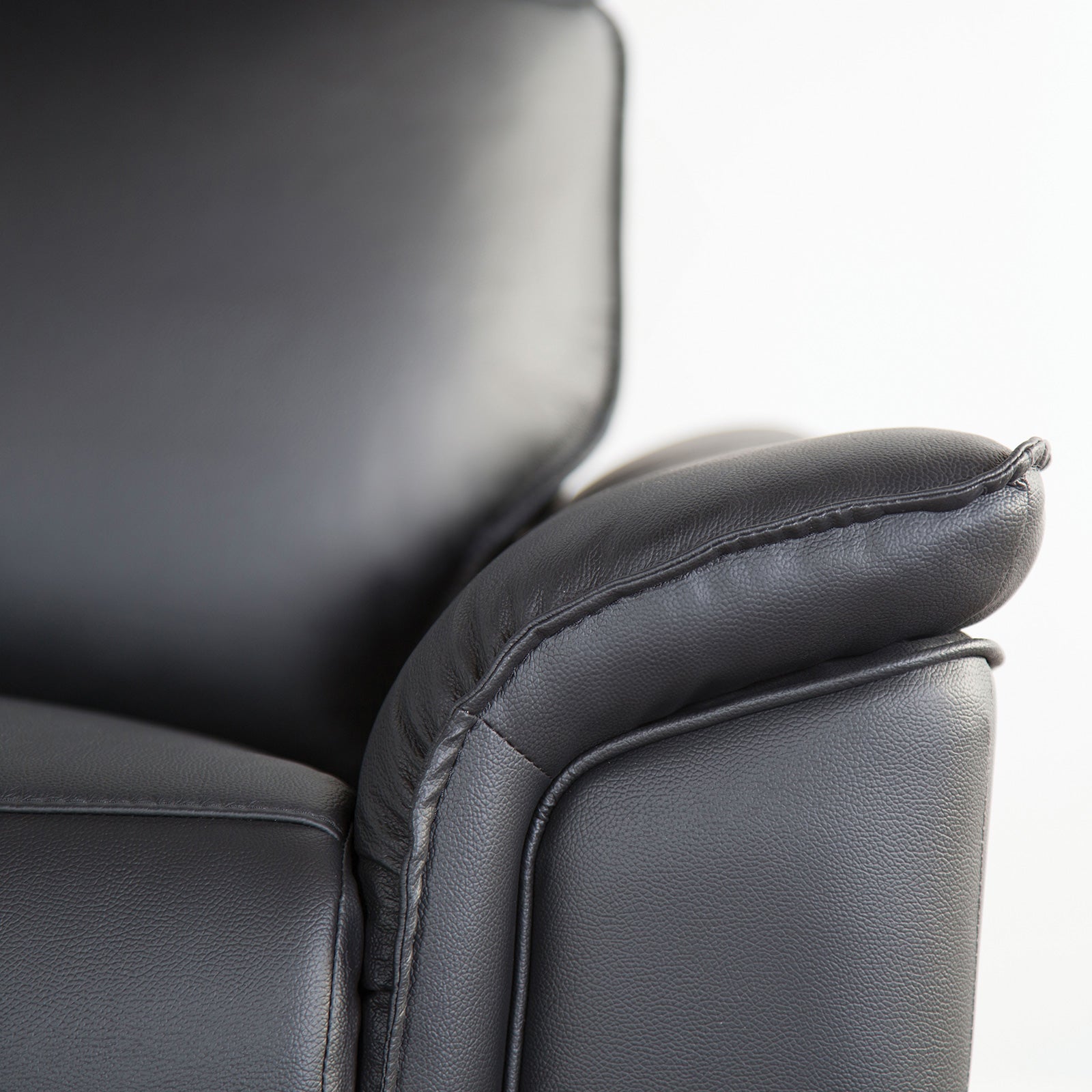BIENNE - Recliner - FM69002BK-CH-M