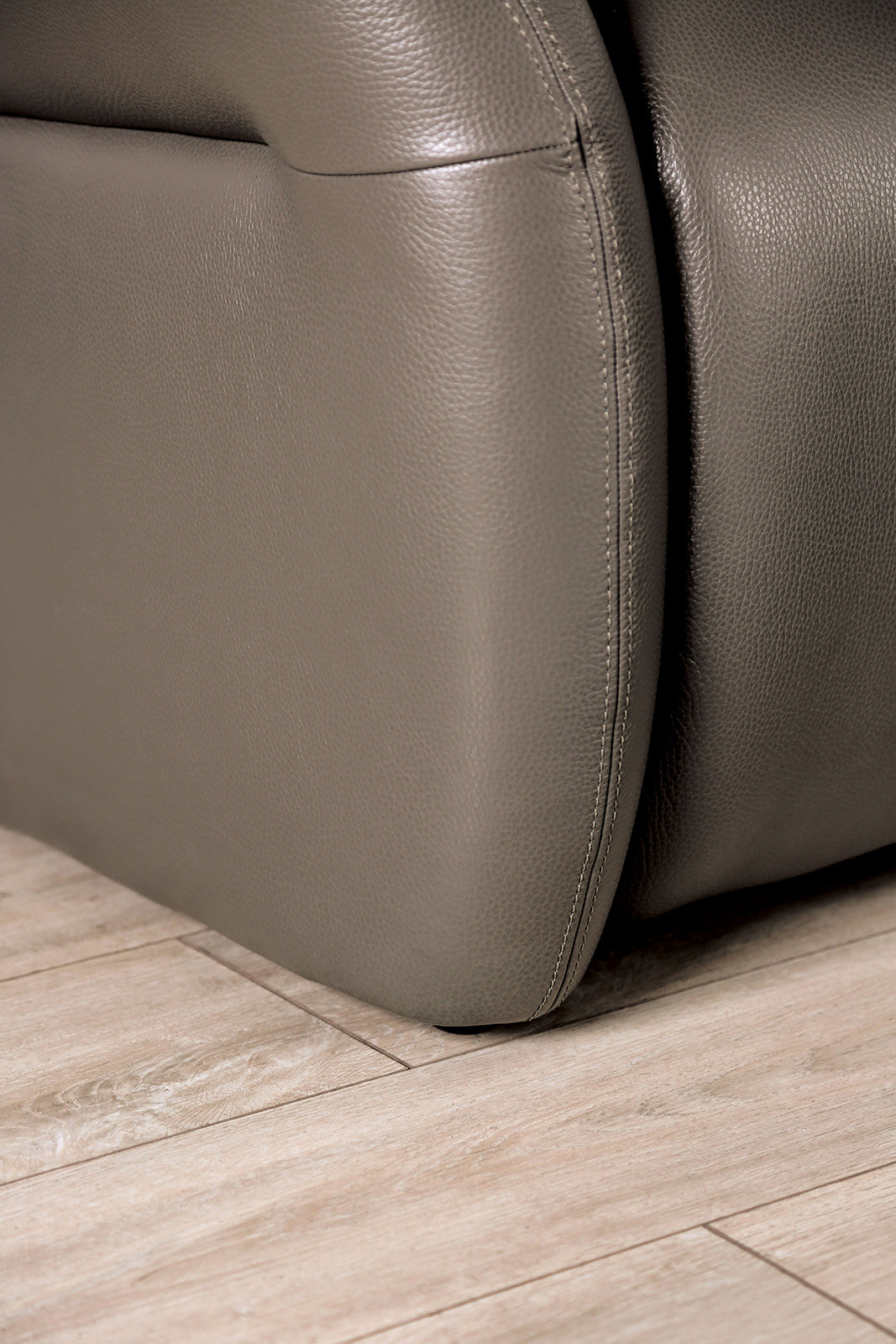 GRANUCCI - Power Sofa, Gray - FM90007GY-SF-PM-PK