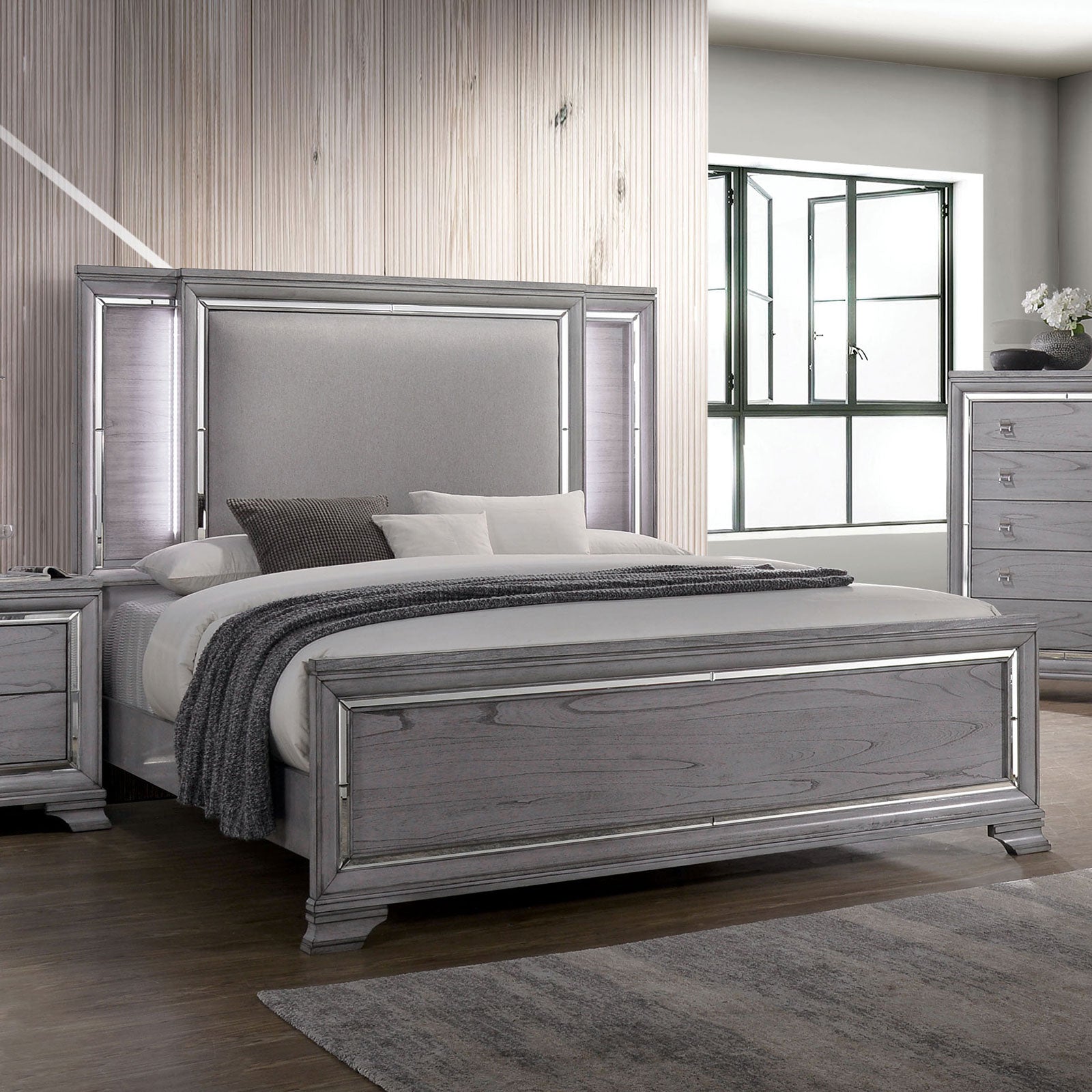 ALANIS - 4 Pc. Queen Bedroom Set - CM7579Q-4PC