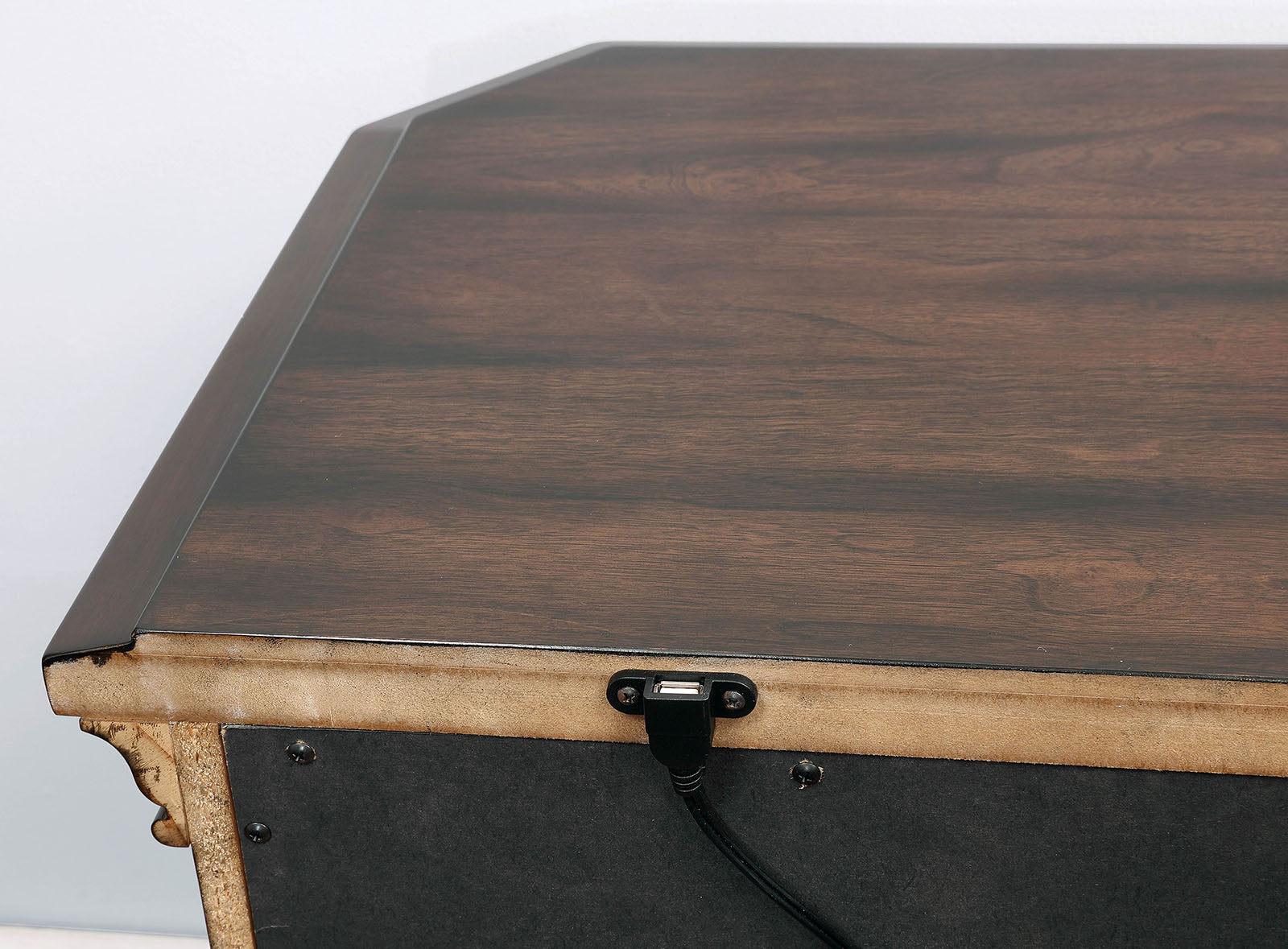 CALLIOPE - Nightstand w/ USB - CM7751N