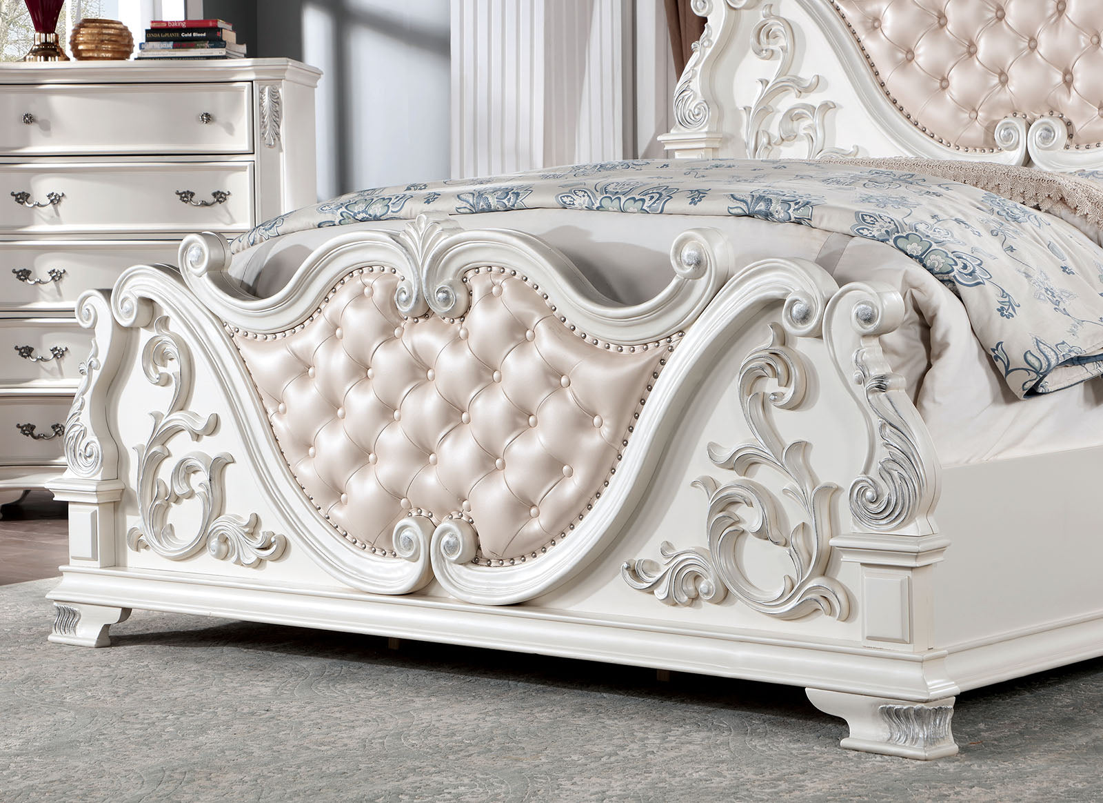 ESPARANZA - 4 Pc. Queen Bedroom Set - CM7478WH-Q-4PC