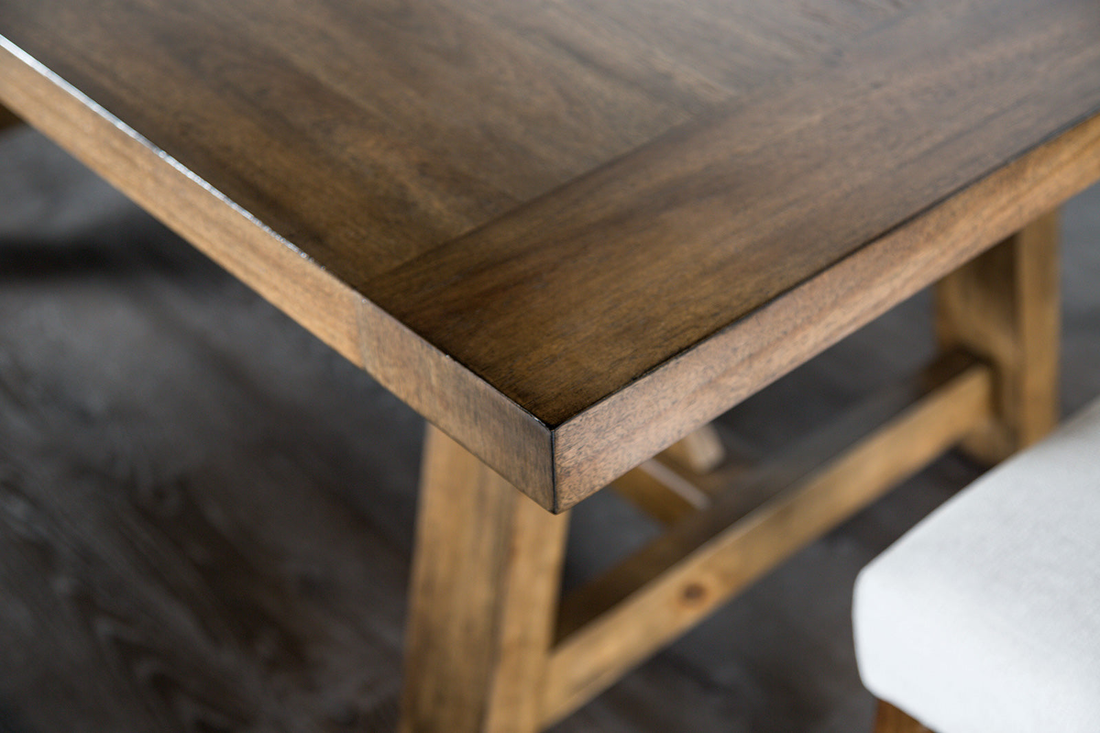 LOSONE - Dining Table - FM3422BR-T