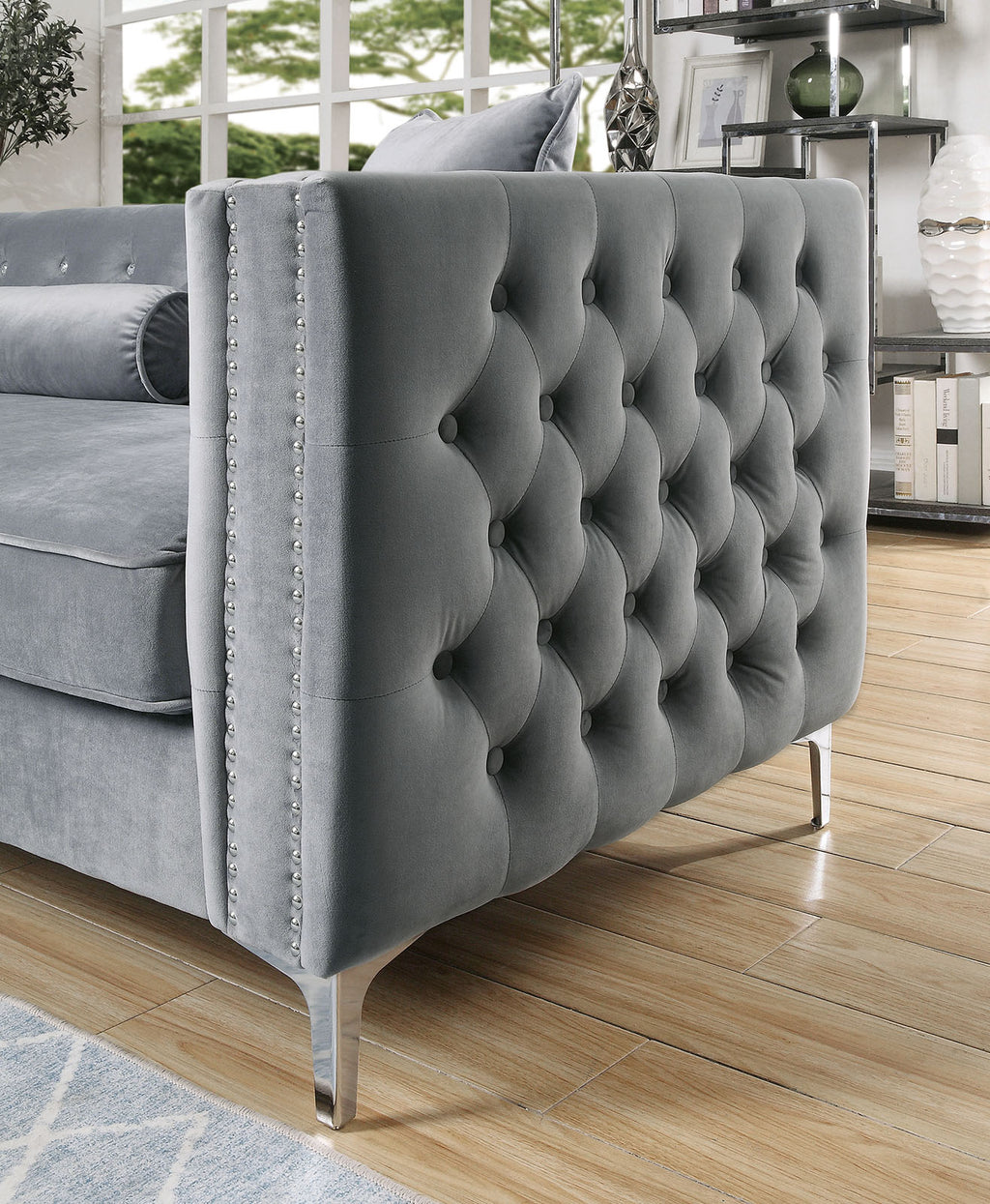 AMIE - Sectional - CM6652GY-SECT