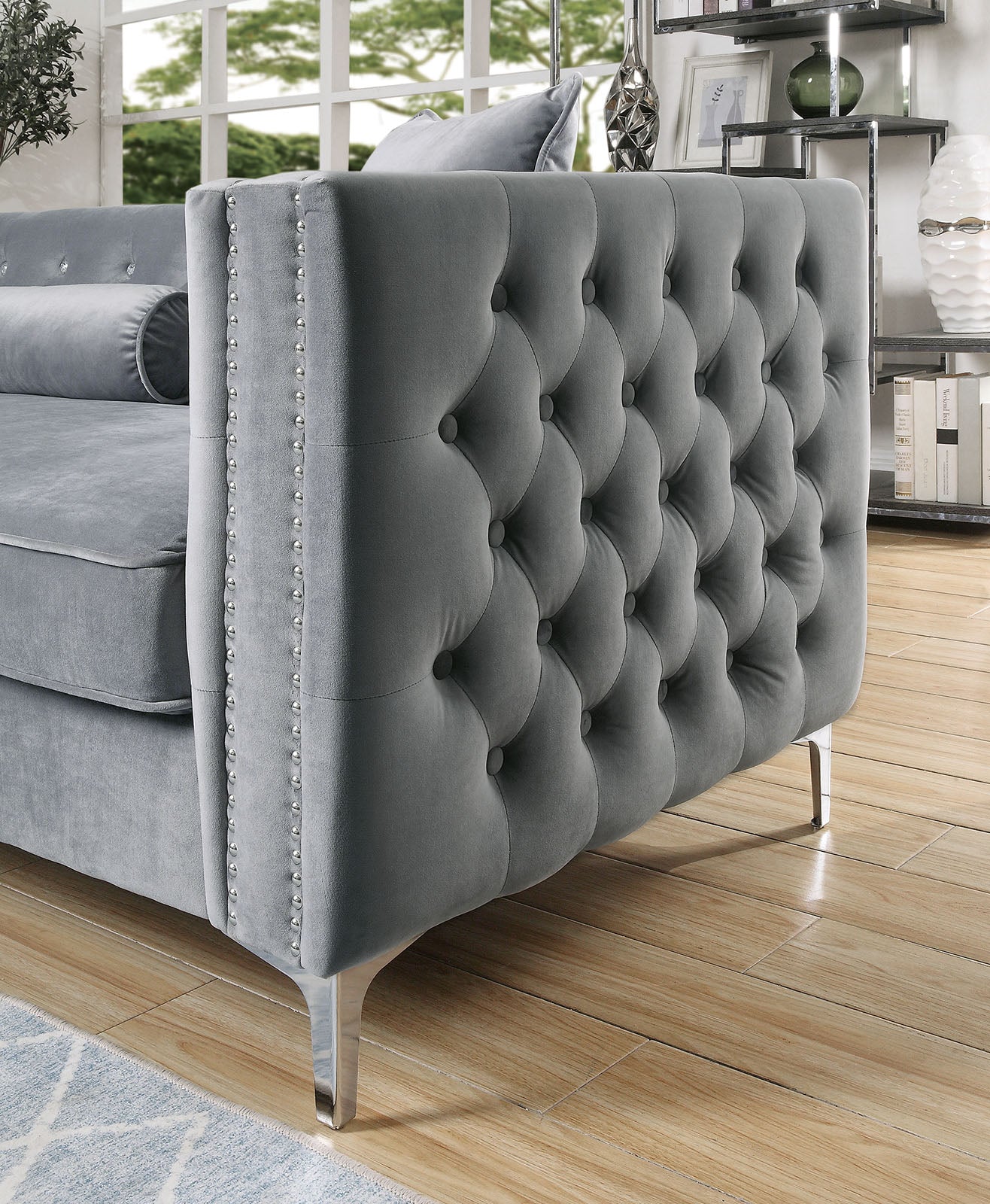 AMIE - Sectional - CM6652GY-SECT