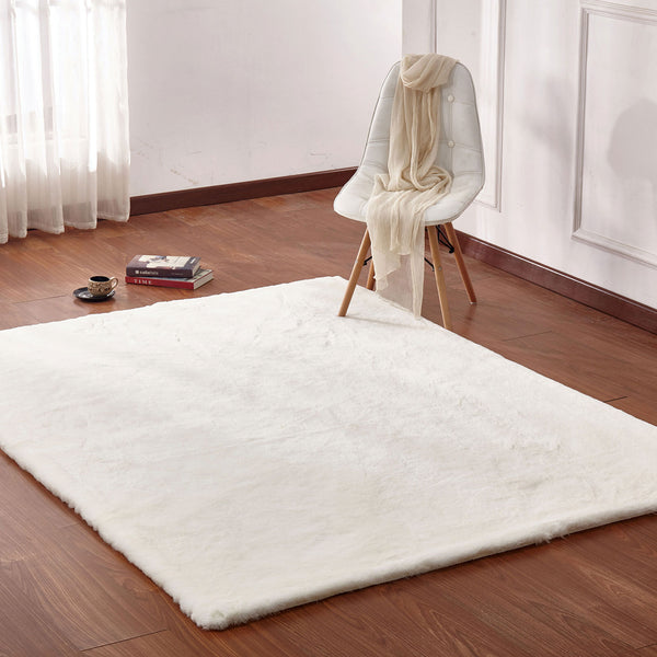 CAPARICA - 5' X 7' Area Rug, Off White - RG4144