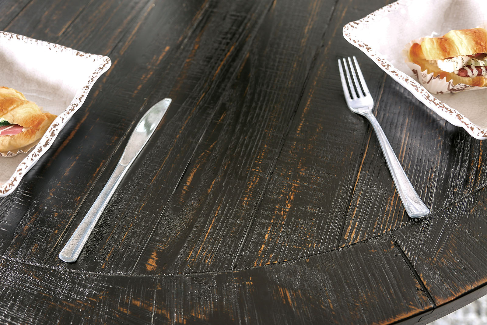 ALFRED - Round Table - CM3735RT