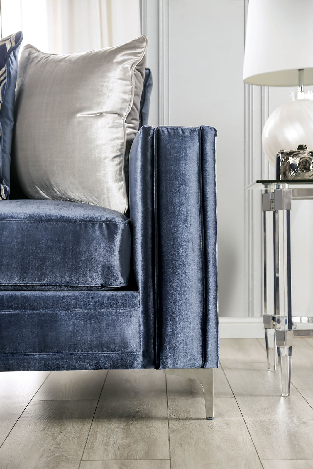 JODIE - Loveseat - SM2687-LV