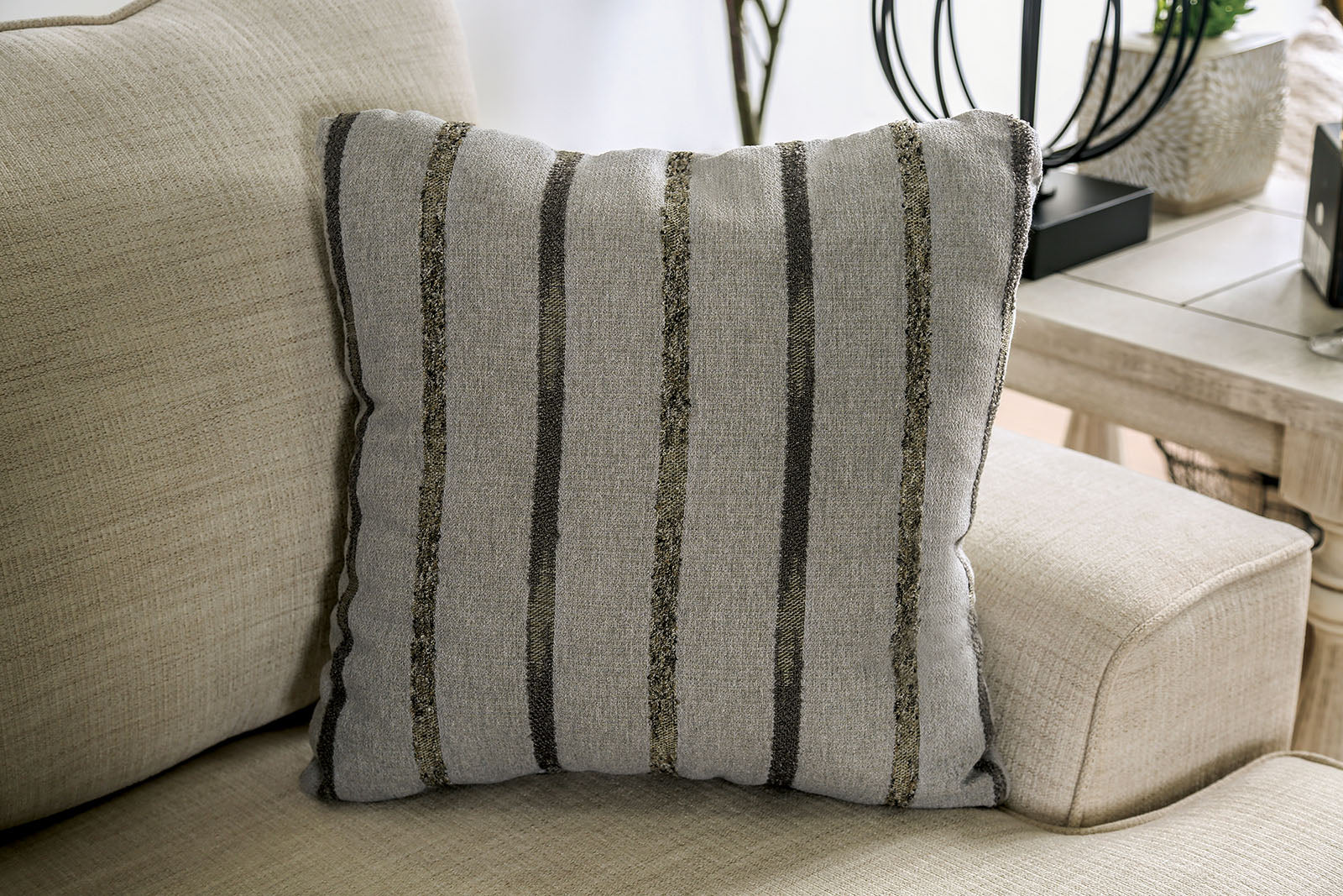 GERMAINE - Sofa + Loveseat - SM1283-2PC