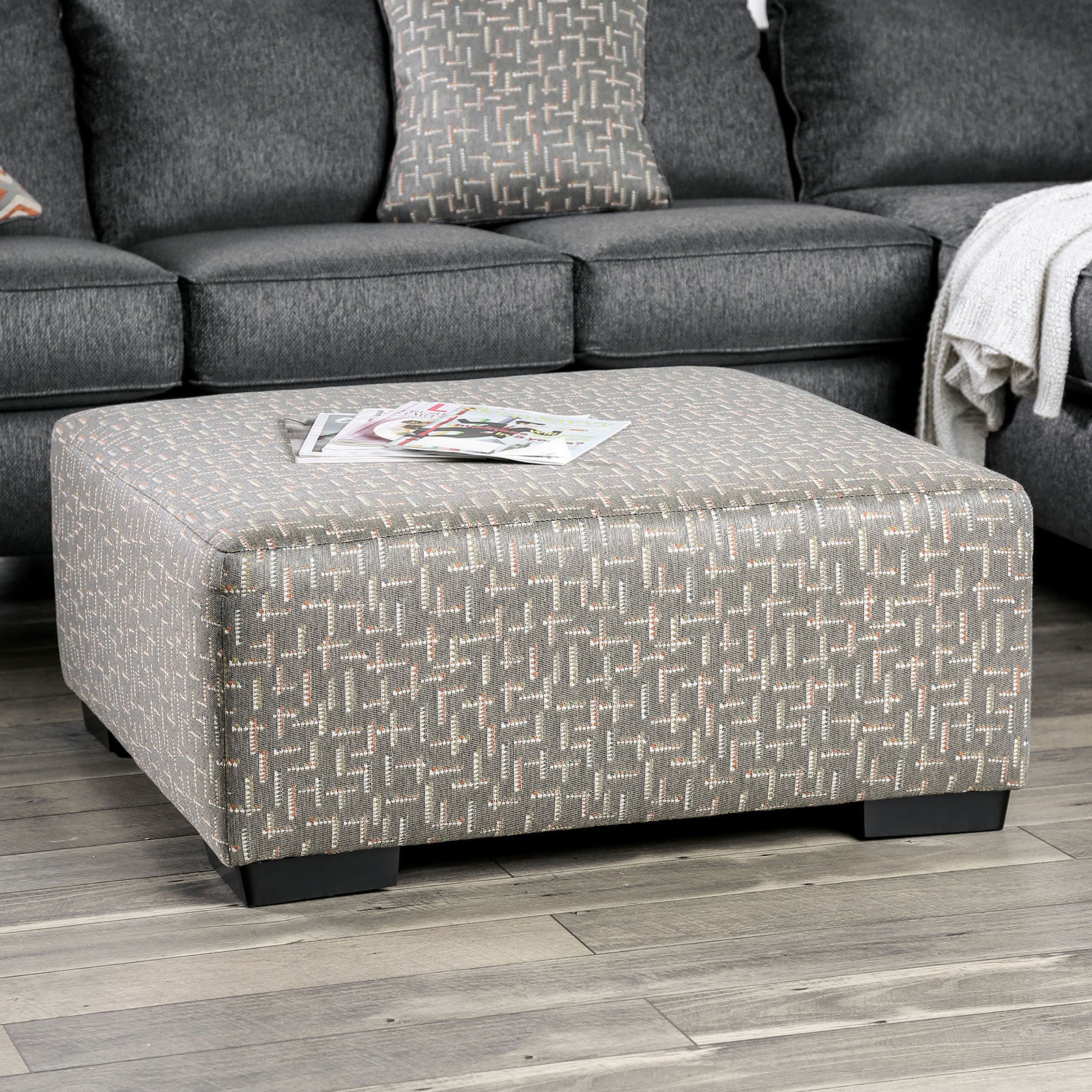 EARL - Ottoman - SM5152-OT