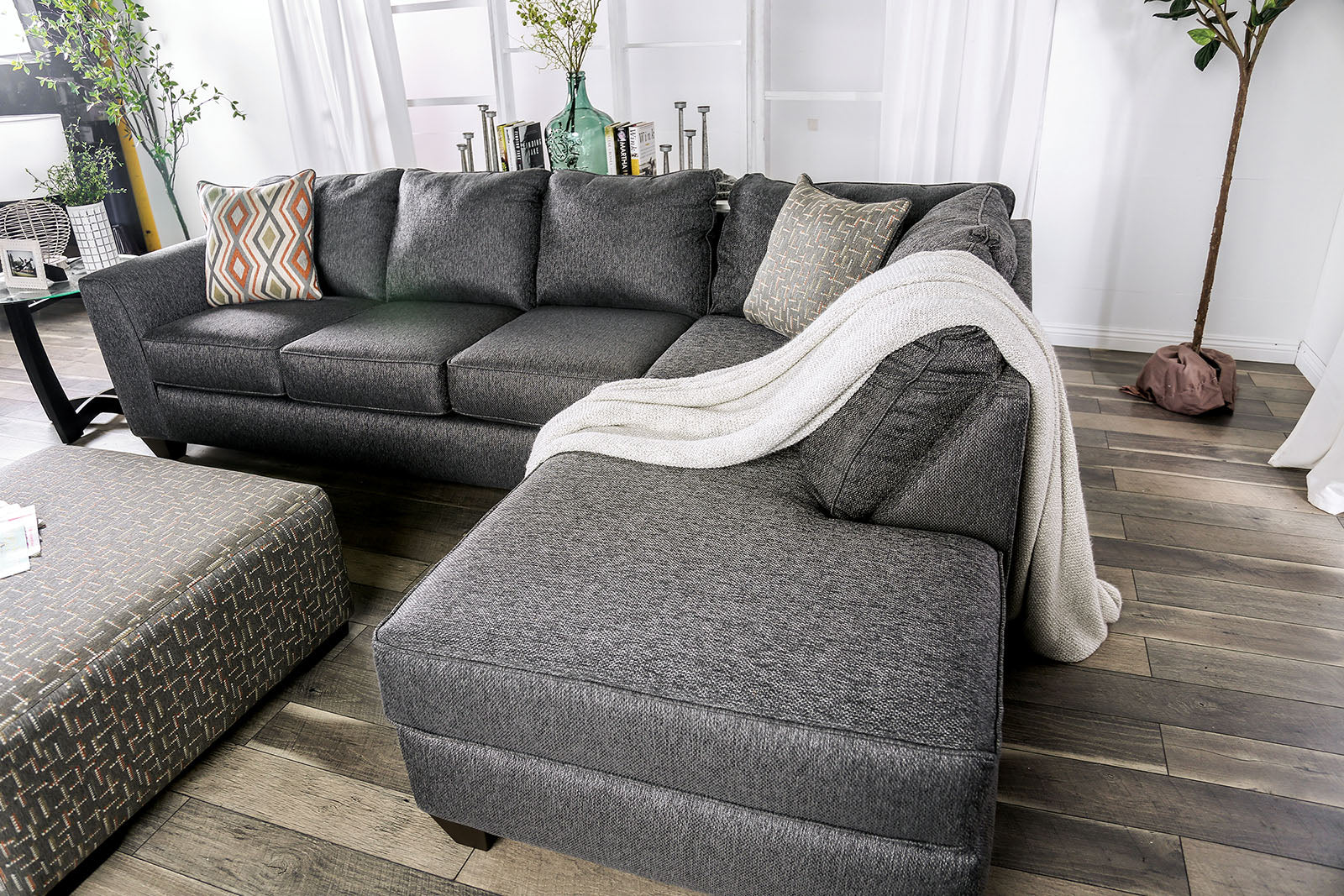 EARL - Sectional - SM5152-SECT
