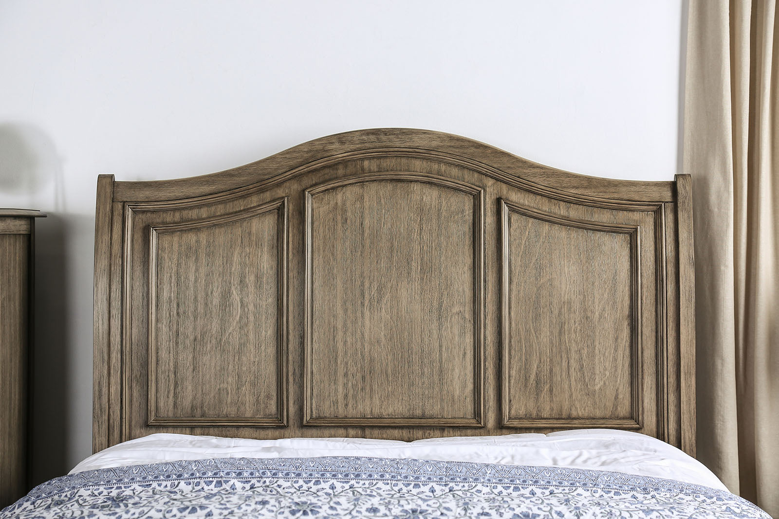 BELGRADE - 4 Pc. Queen Bedroom Set - CM7613Q-4PC