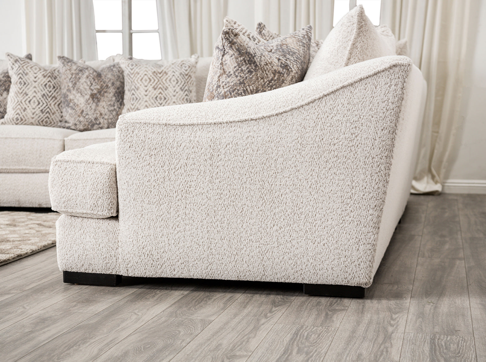 MOORPARK - Sectional, Off-White - SM6092-SECT