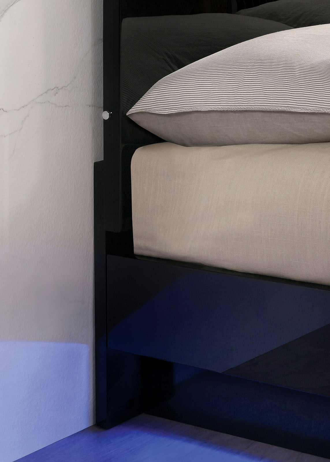 ERLACH - Bed - FOA7189